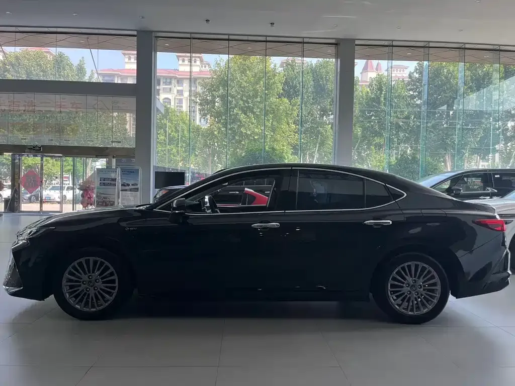 Toyota Camry 2025 из CN, фото 8
