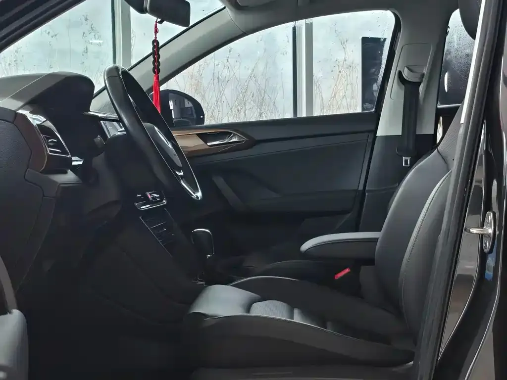 Volkswagen Tharu 2022 из CN, фото 5