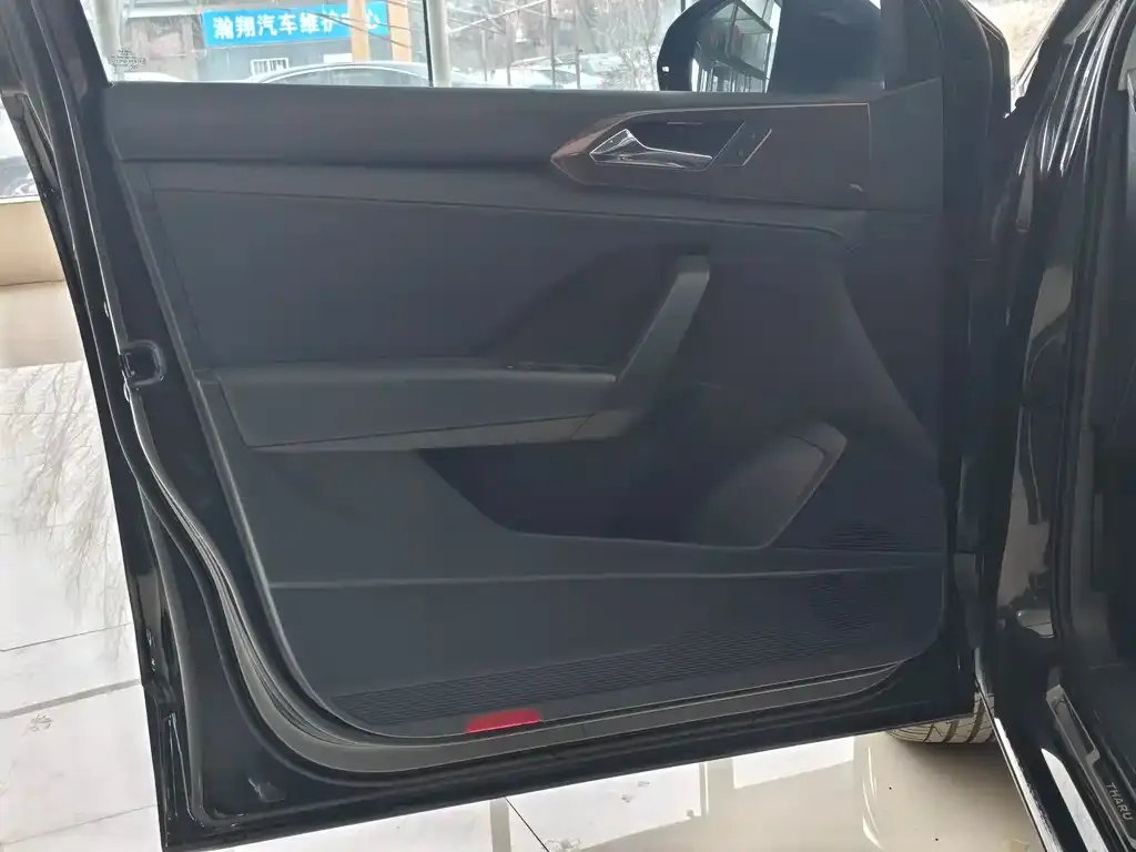 Volkswagen Tharu 2022 из CN, фото 4