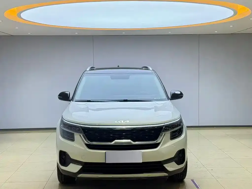 Kia KX3 2022 из CN, фото 2