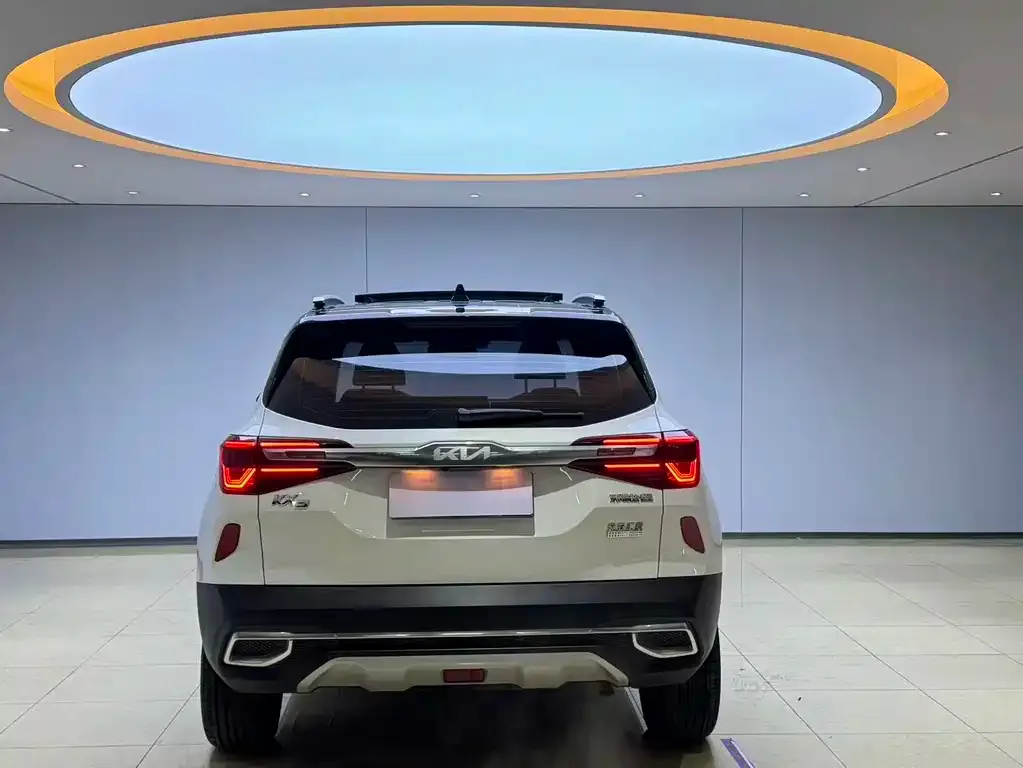 Kia KX3 2022 из CN, фото 5