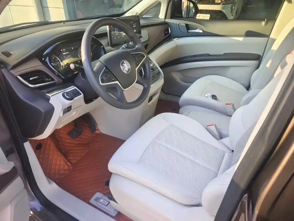 Buick GL8 2024 из CN, фото 10