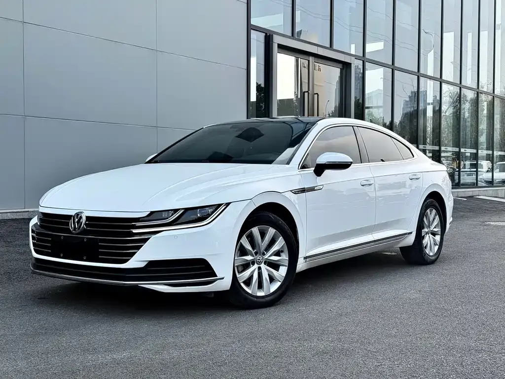 Volkswagen CC 2022 из CN, фото 1