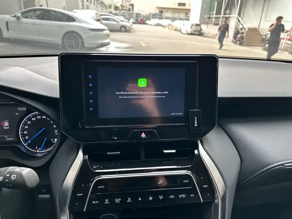 Toyota Harrier 2022 из CN, фото 3