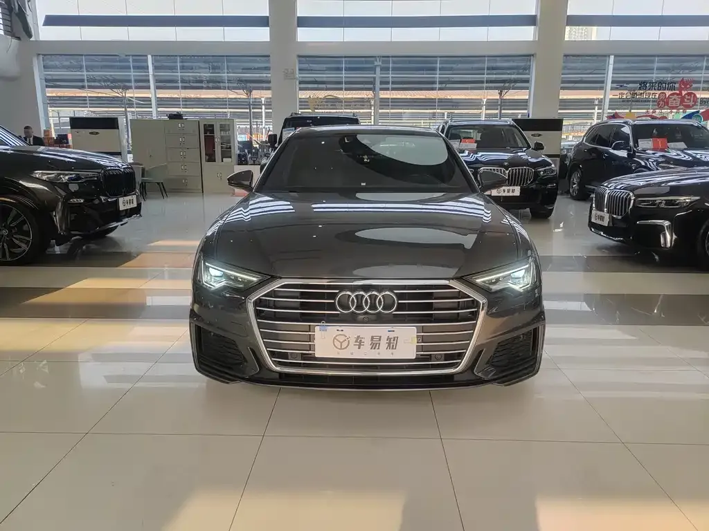 Audi A6L 2021 из CN, фото 4