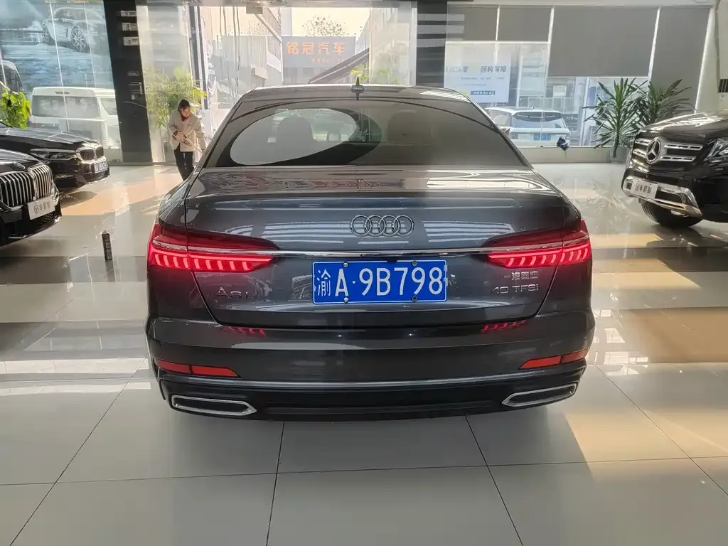 Audi A6L 2021 из CN, фото 9