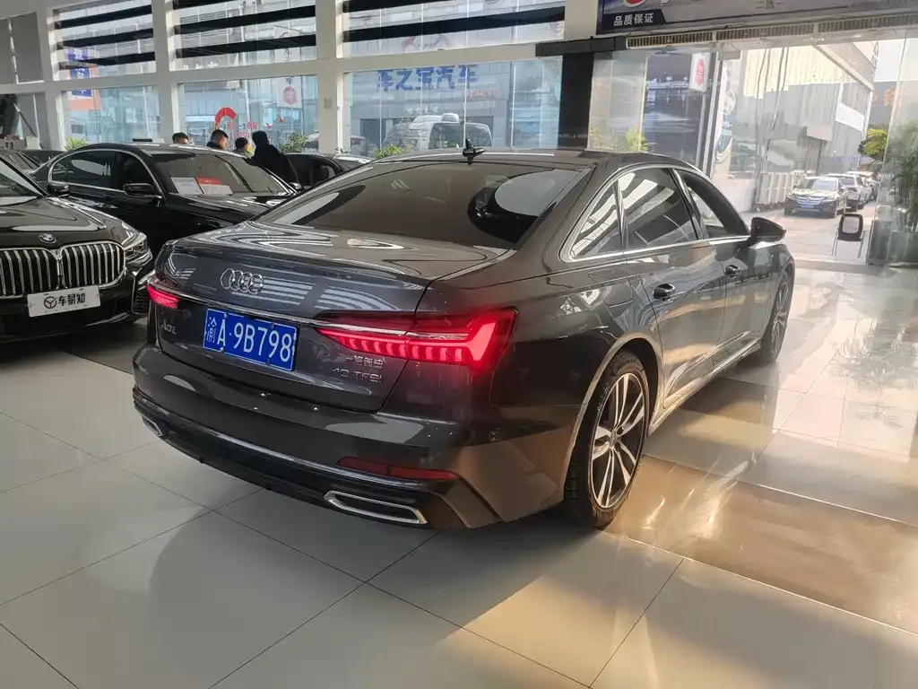 Audi A6L 2021 из CN, фото 7
