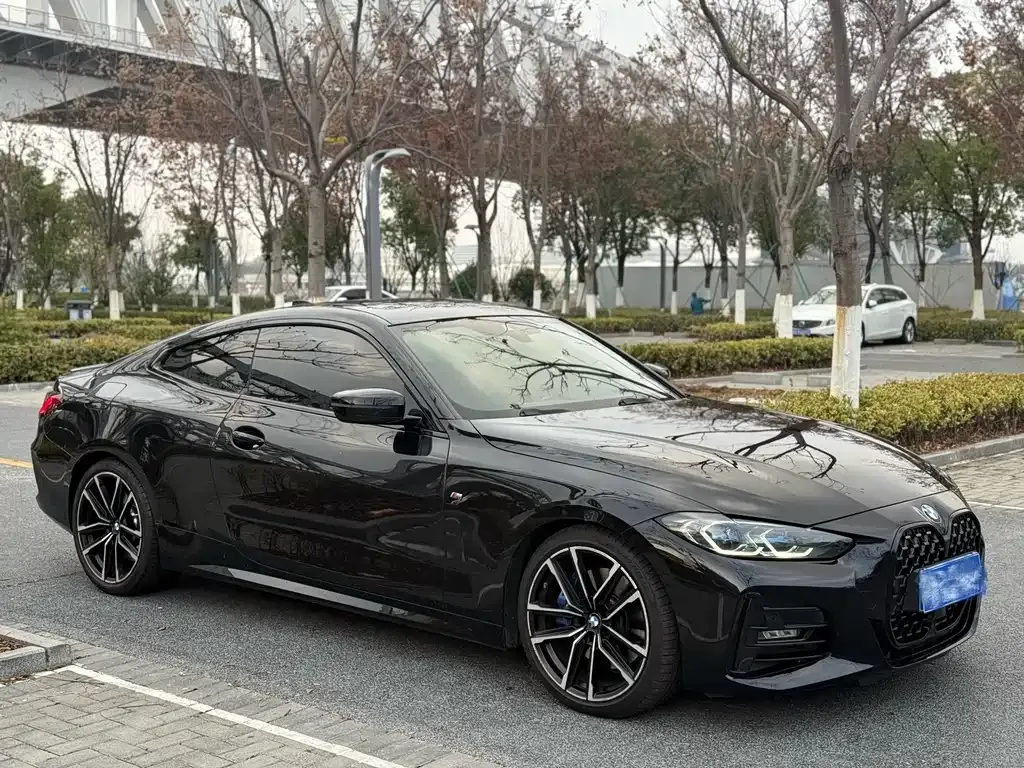 BMW 4 Series 2022 из CN, фото 10