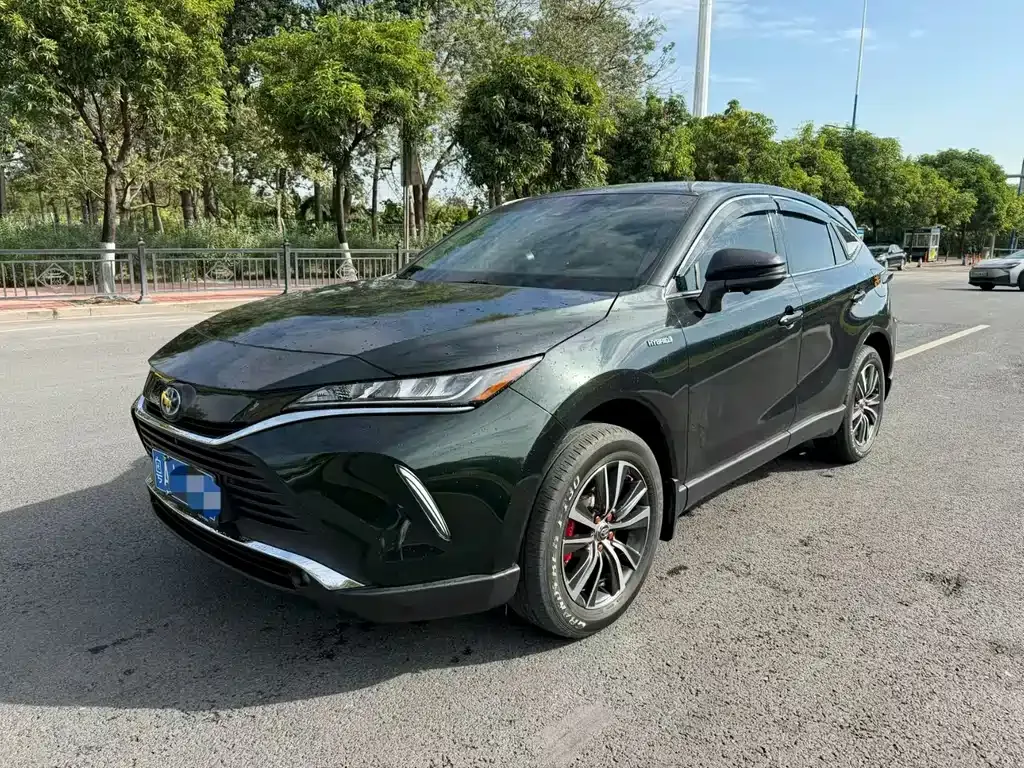 Toyota Harrier 2023 из CN, фото 1
