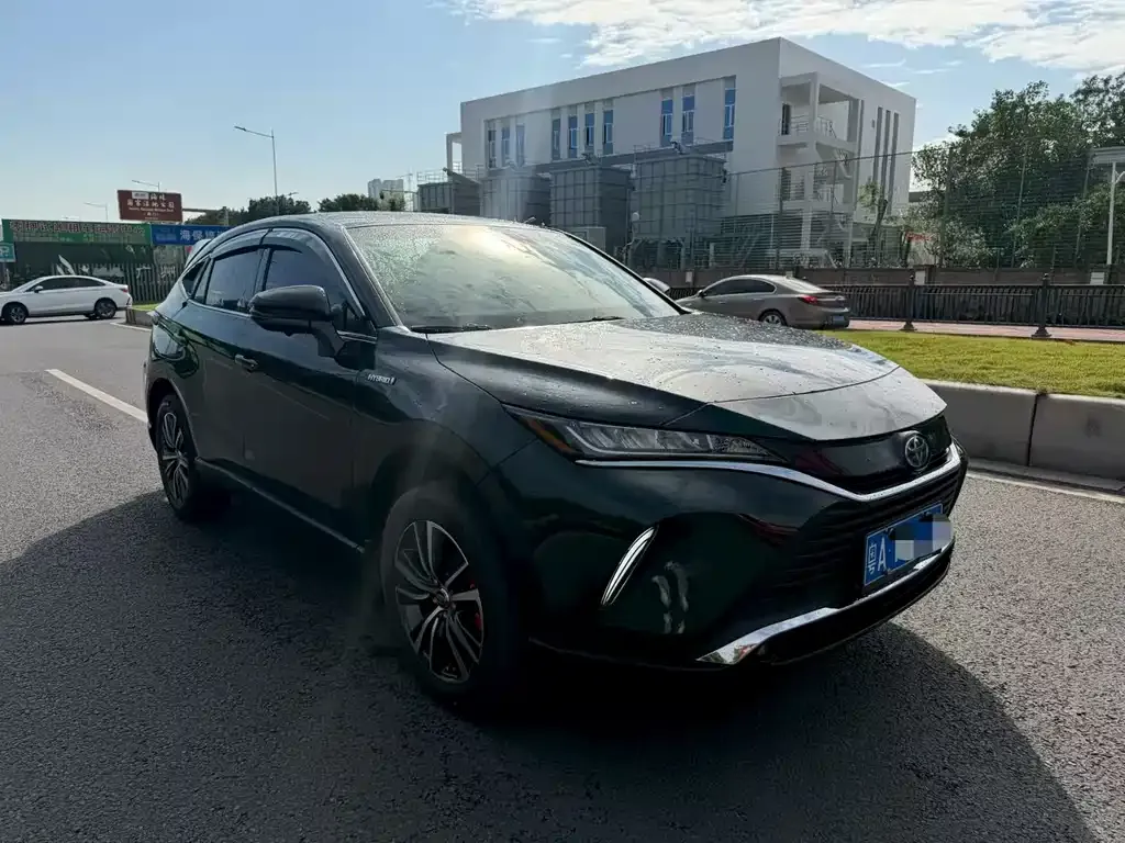 Toyota Harrier 2023 из CN, фото 3