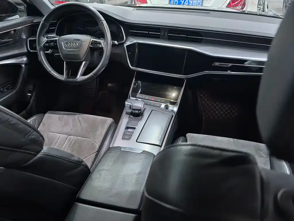 Audi A6L 2021 из CN, фото 3