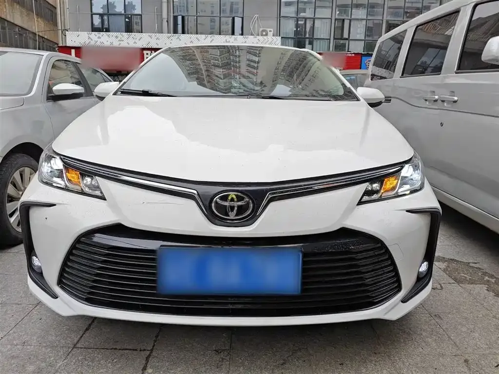 Toyota Corolla 2024 из CN, фото 7