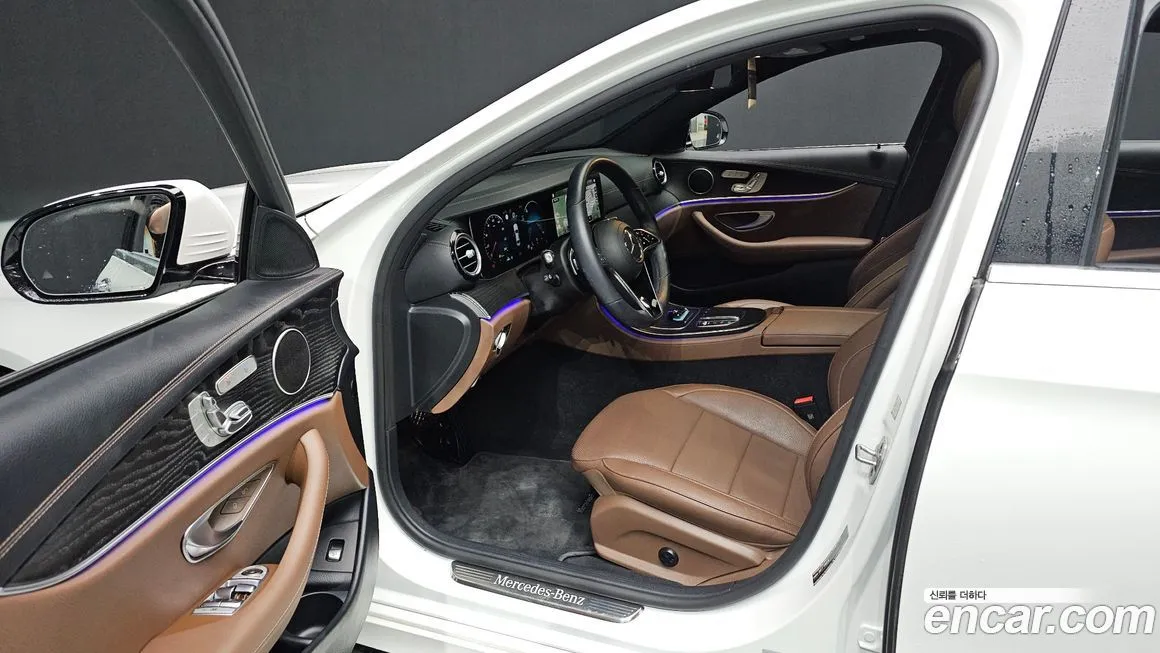 Mercedes-Benz E-Class 2023 из KR, фото 2