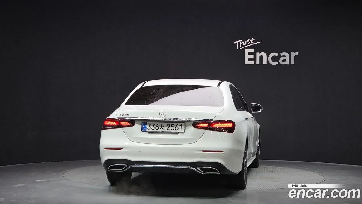 Mercedes-Benz E-Class 2023 из KR, фото 6