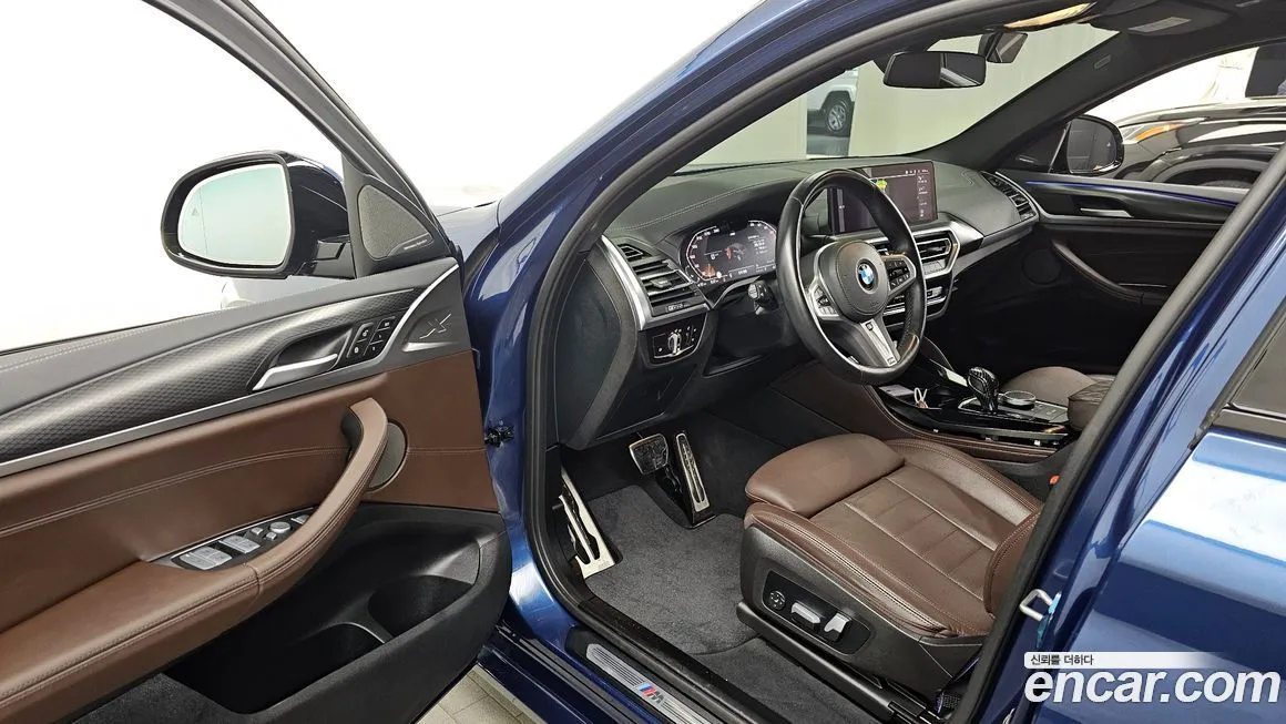BMW X4 2023 из KR, фото 3