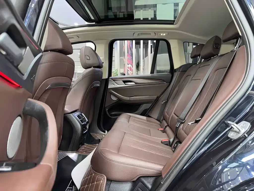 BMW X3 2021 из CN, фото 9