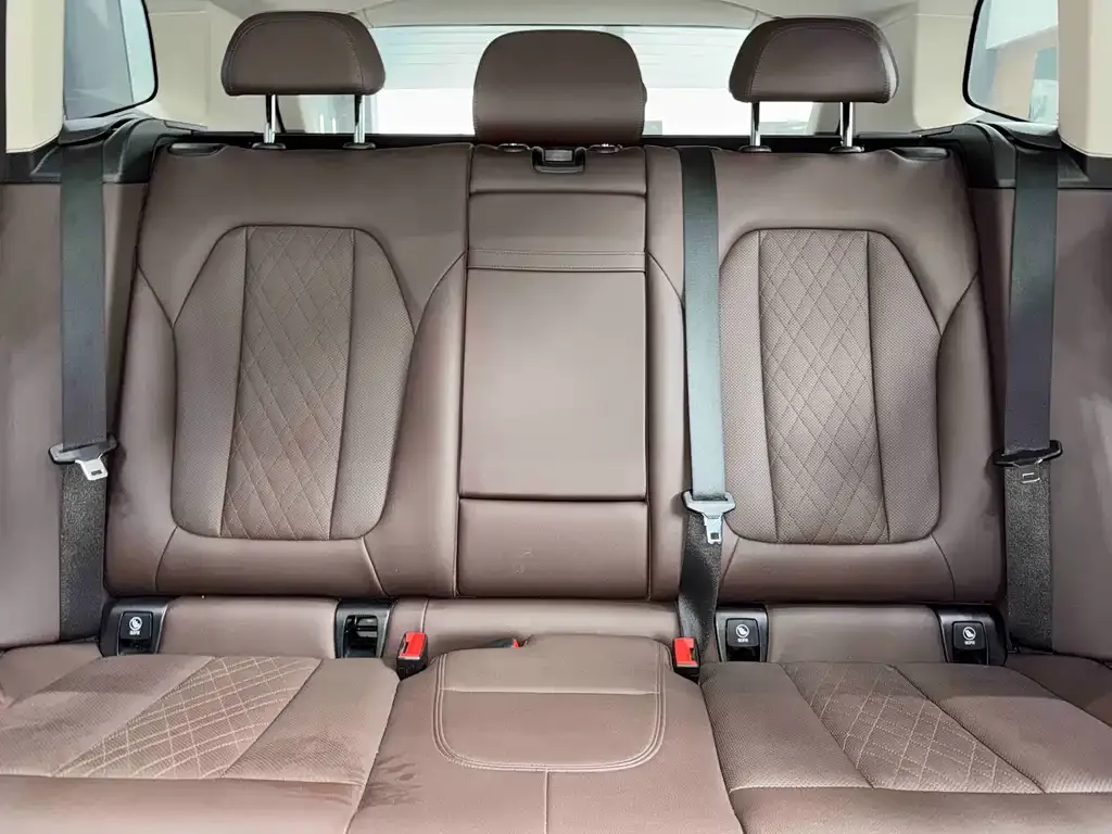 BMW X3 2021 из CN, фото 2