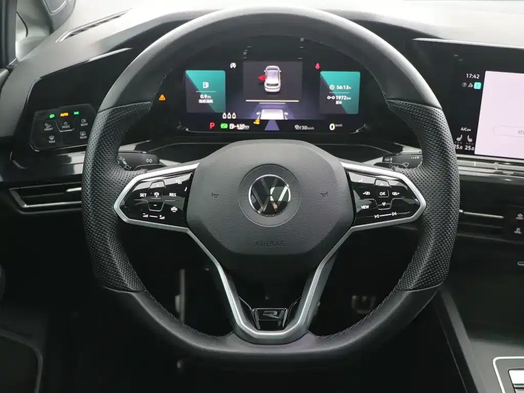 Volkswagen Golf 2022 из CN, фото 9