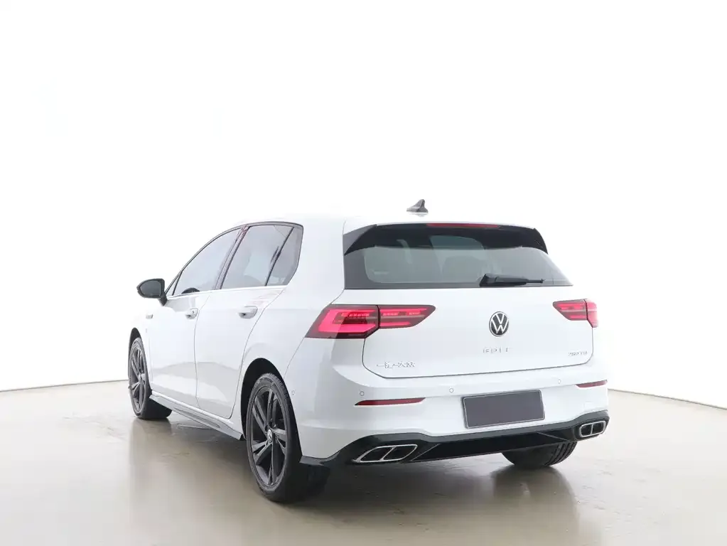 Volkswagen Golf 2022 из CN, фото 7