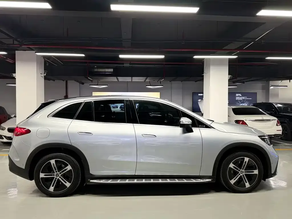 Mercedes-Benz EQE SUV 2023 из CN, фото 5