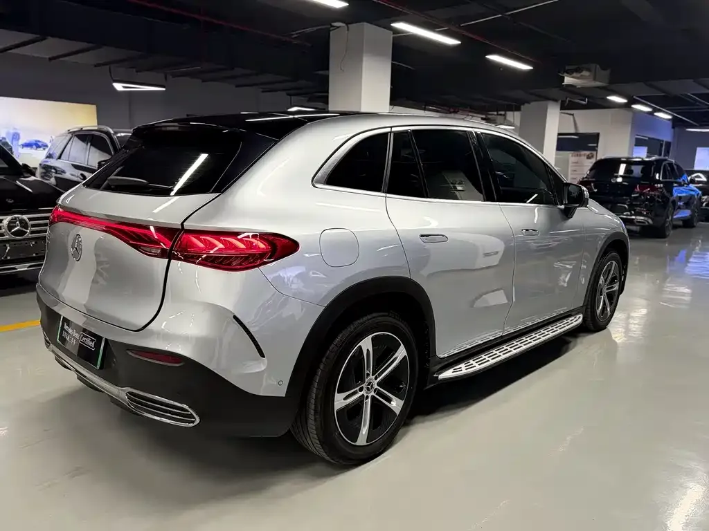 Mercedes-Benz EQE SUV 2023 из CN, фото 6