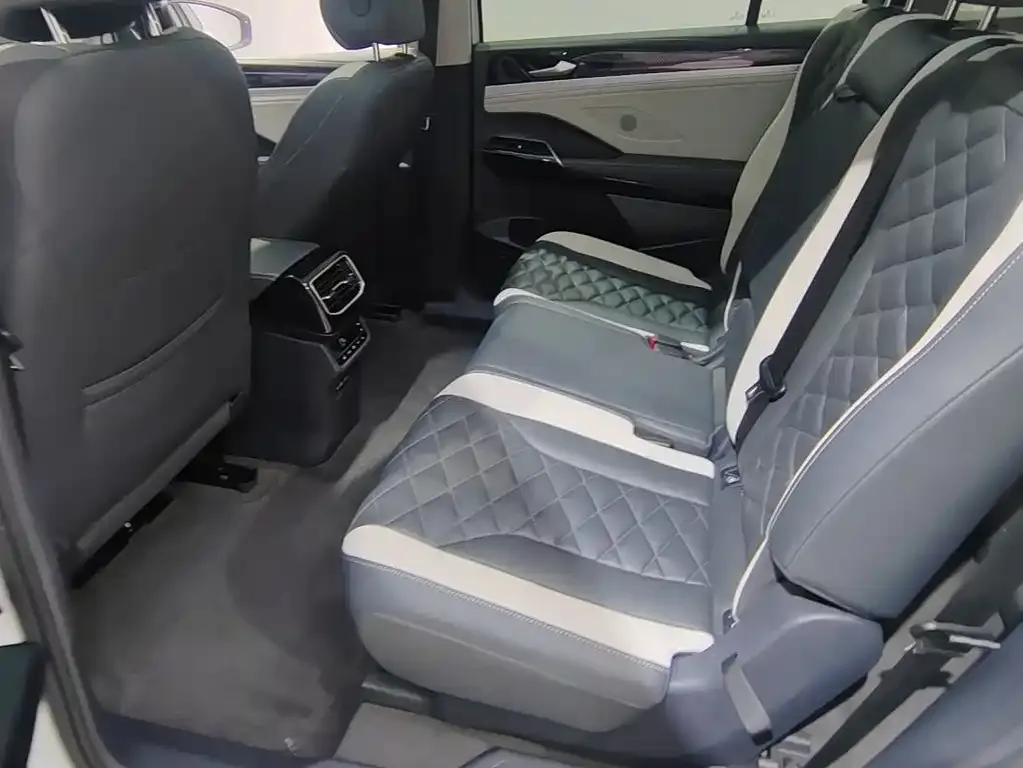 Volkswagen ID.6 Crozz 2021 из CN, фото 9