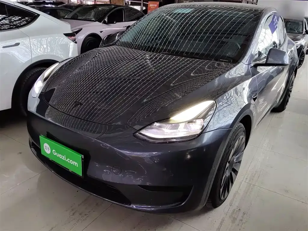 Tesla Model Y — фото 3