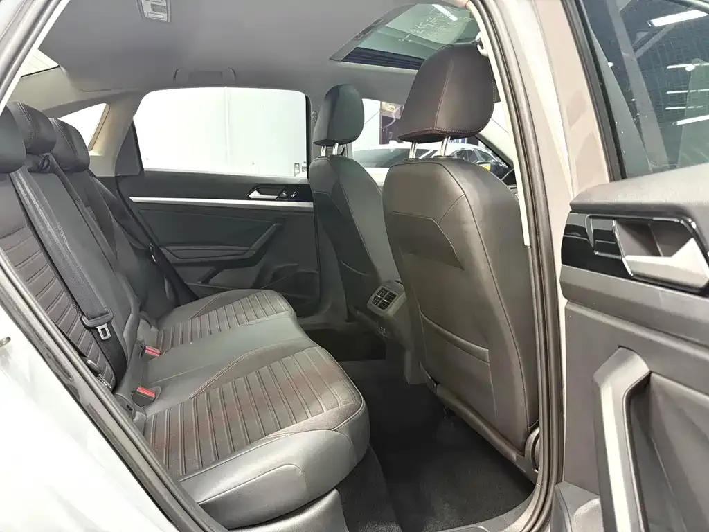 Volkswagen Lavida 2022 из CN, фото 2