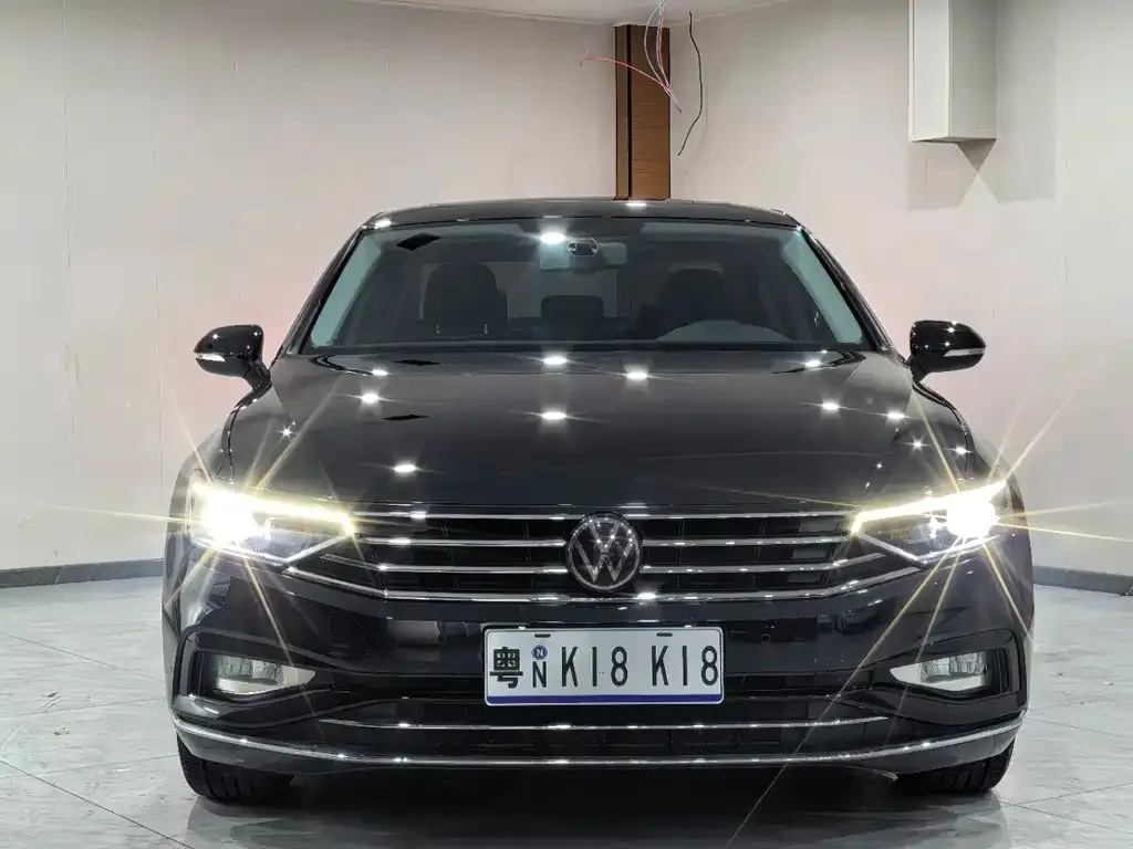 Volkswagen Magotan 2022 из CN, фото 6