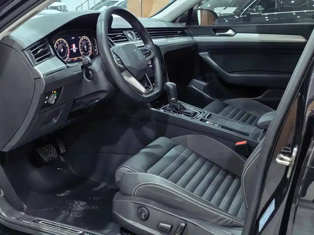 Volkswagen Magotan 2022 из CN, фото 10