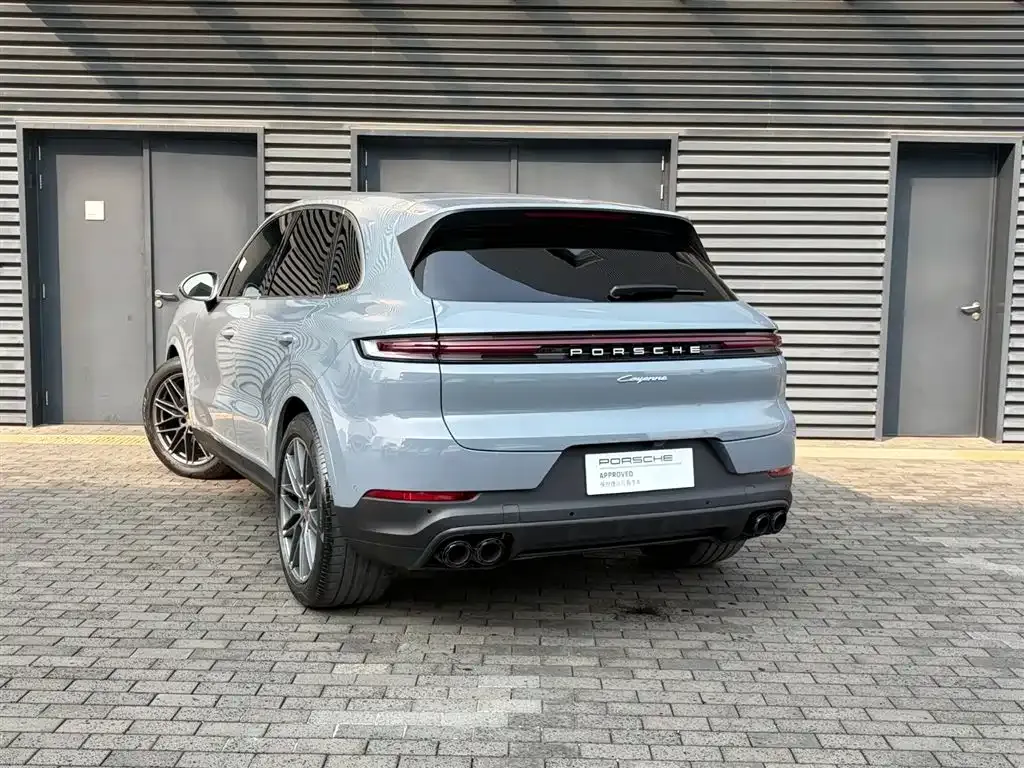 Porsche Cayenne — фото 6