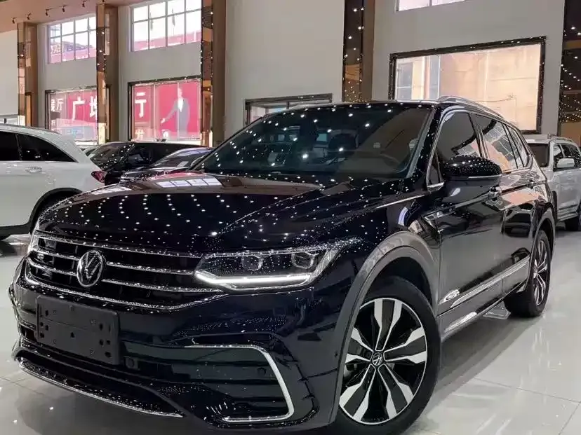 Volkswagen Tiguan L 2023 из CN, фото 1