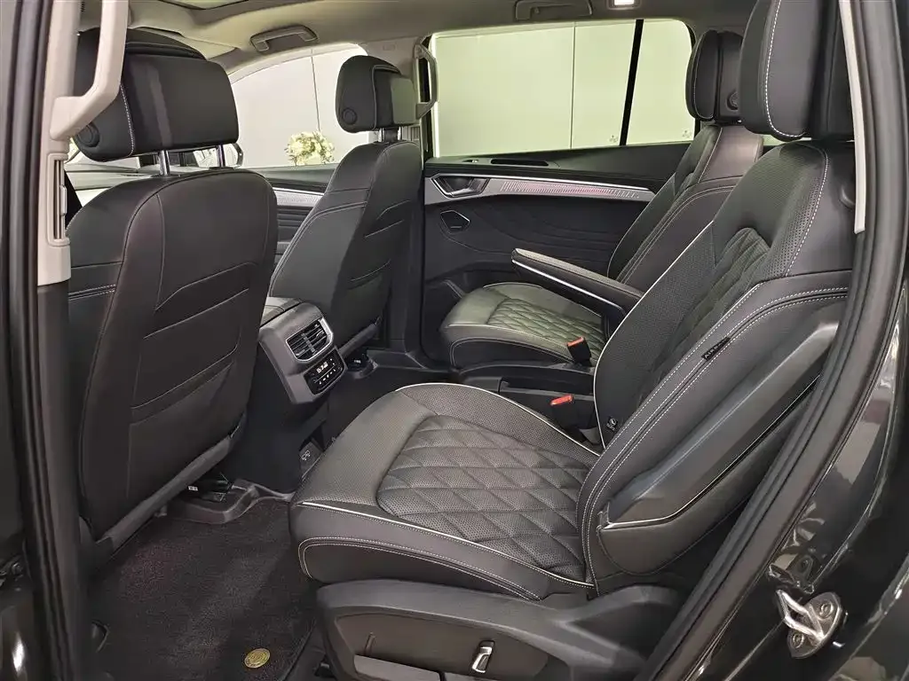 Volkswagen Talagon 2022 из CN, фото 7