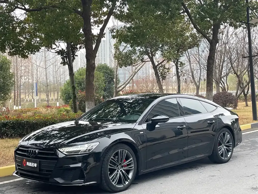 Audi A7 2023 из CN, фото 1