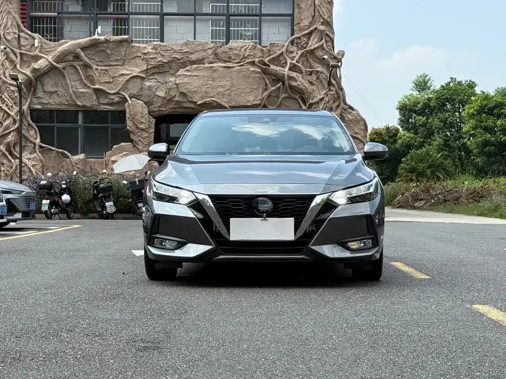 Nissan Sylphy 2023 из CN, фото 3
