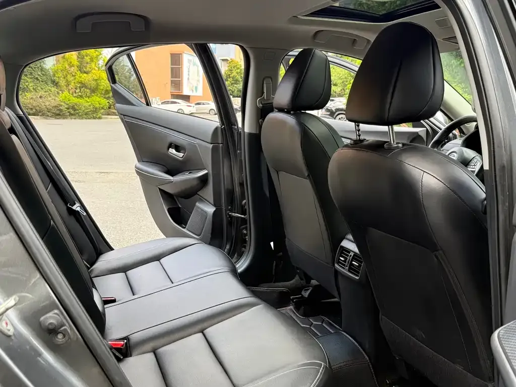 Nissan Sylphy 2023 из CN, фото 8
