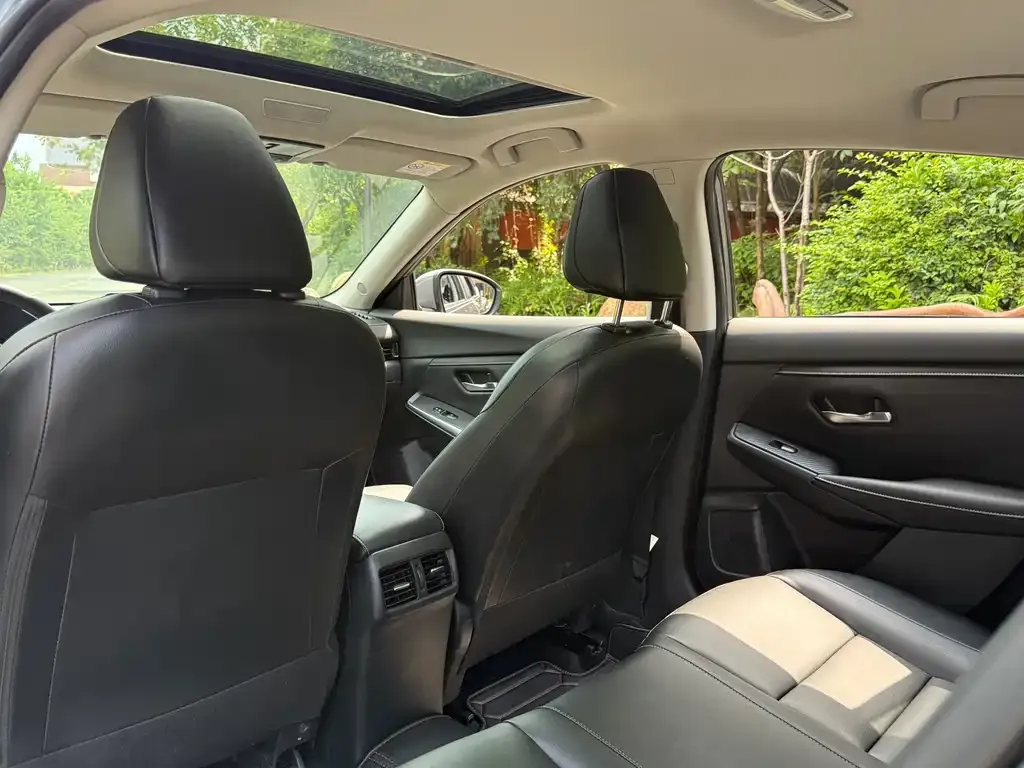 Nissan Sylphy 2023 из CN, фото 9