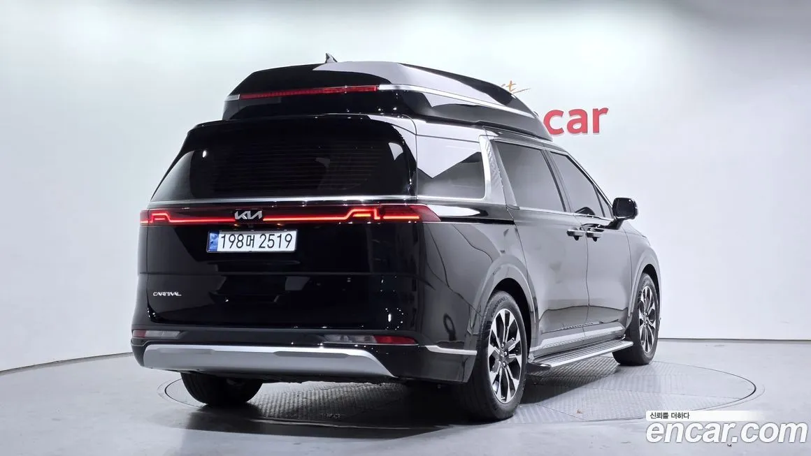 Kia Carnival 2023 из KR, фото 2
