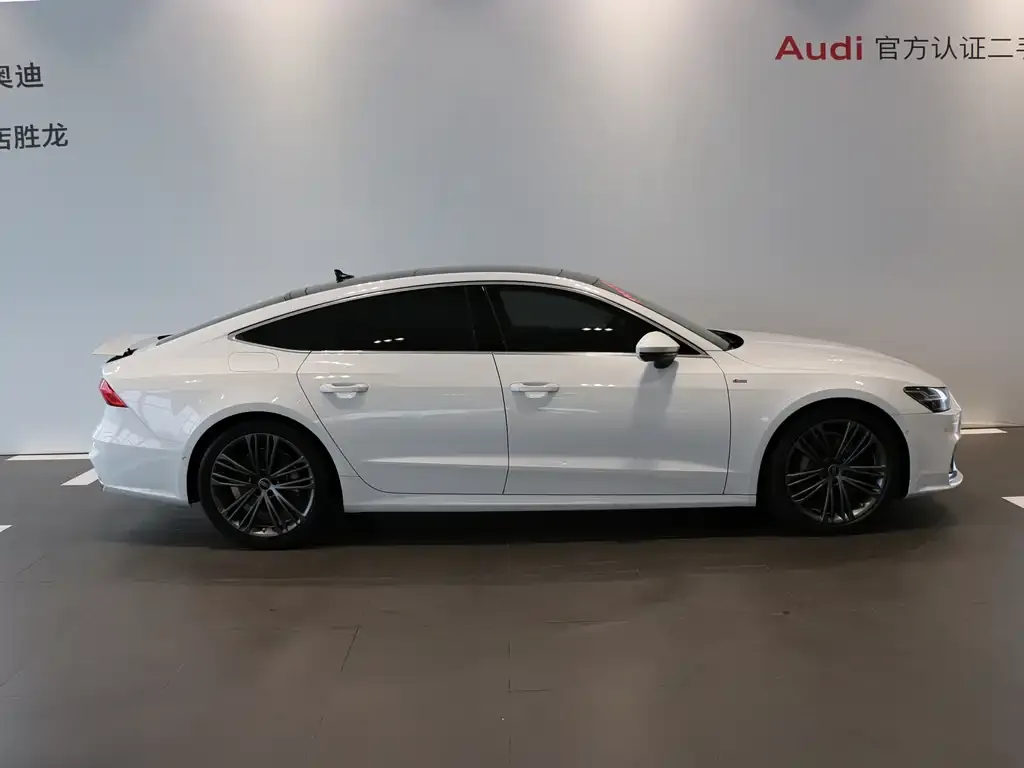 Audi A7 2024 из CN, фото 7