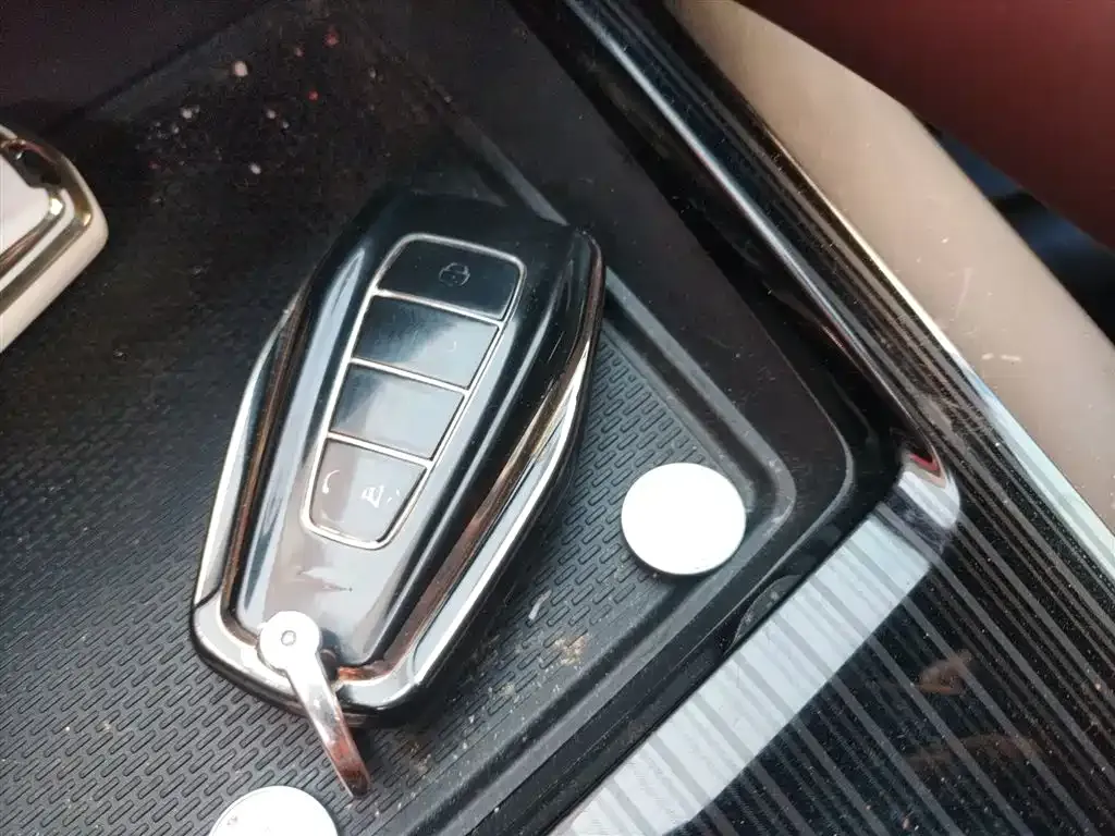 Geely Xingyue L 2023 из CN, фото 9
