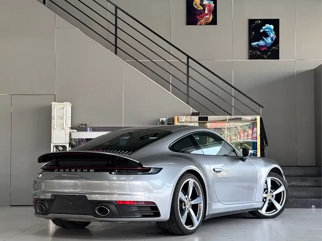 Porsche 911 2023 из CN, фото 5