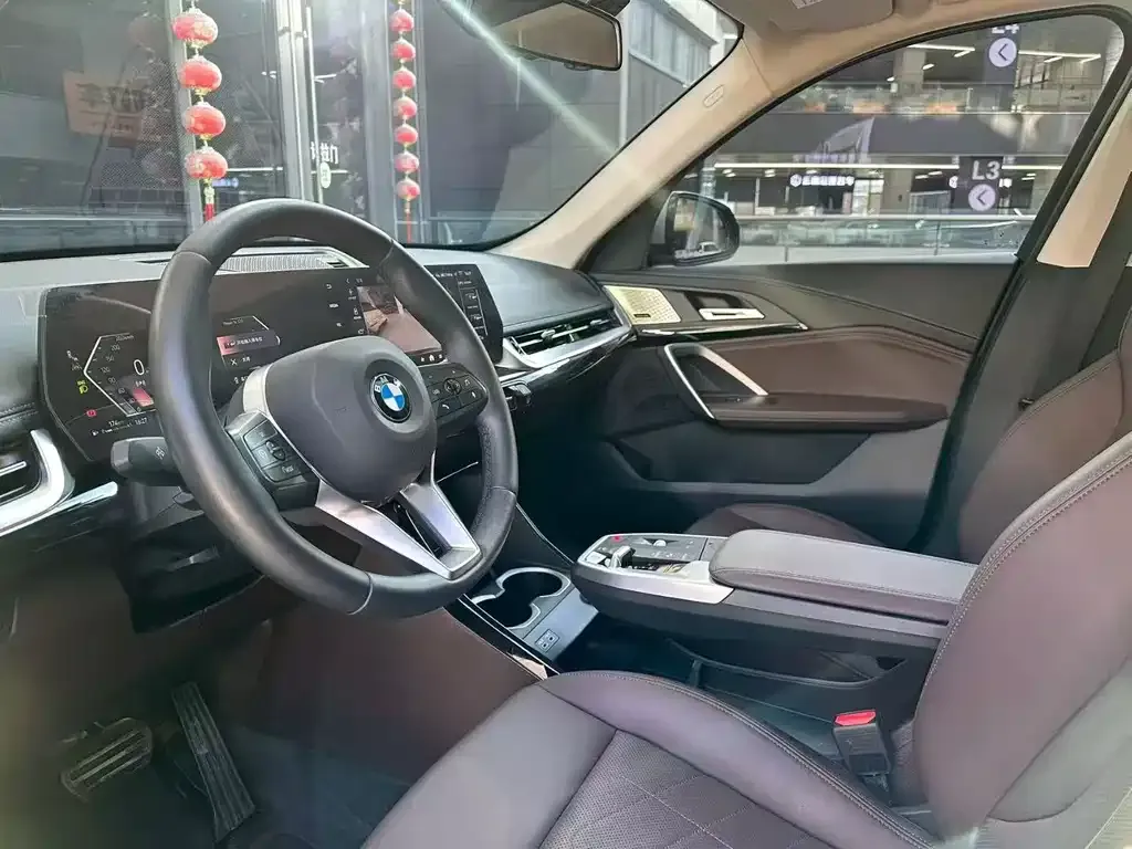 BMW X1 2024 из CN, фото 3