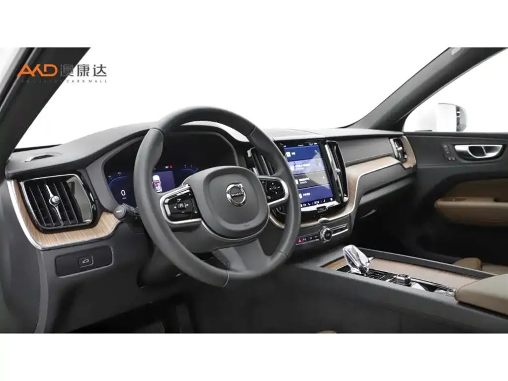 Volvo XC60 2025 из CN, фото 7