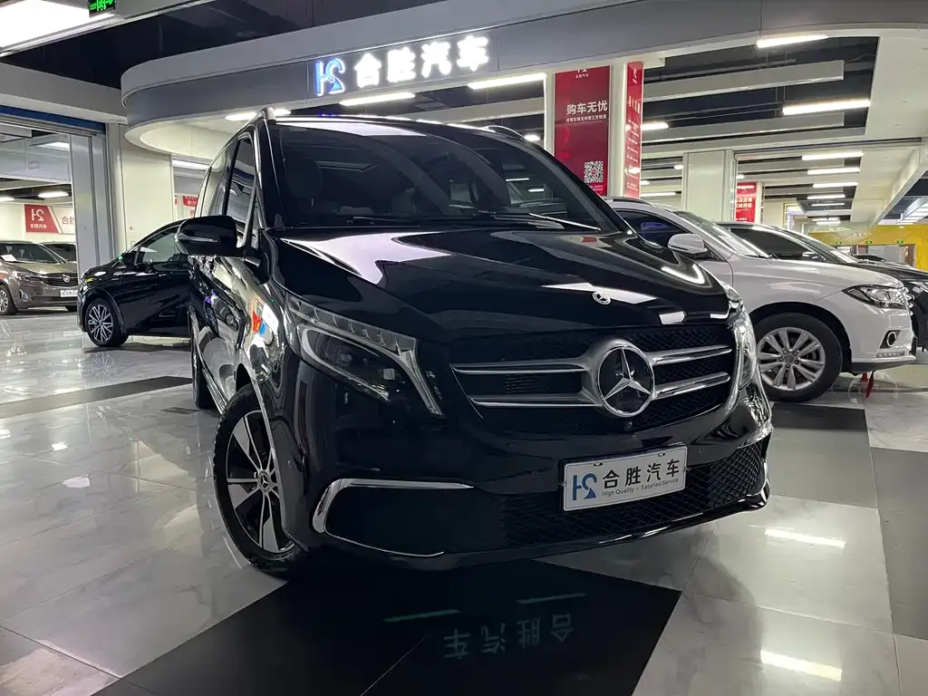 Mercedes-Benz V-Class 2023 из CN, фото 4