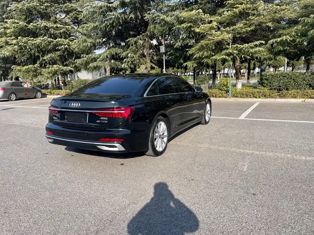Audi A6L 2024 из CN, фото 10