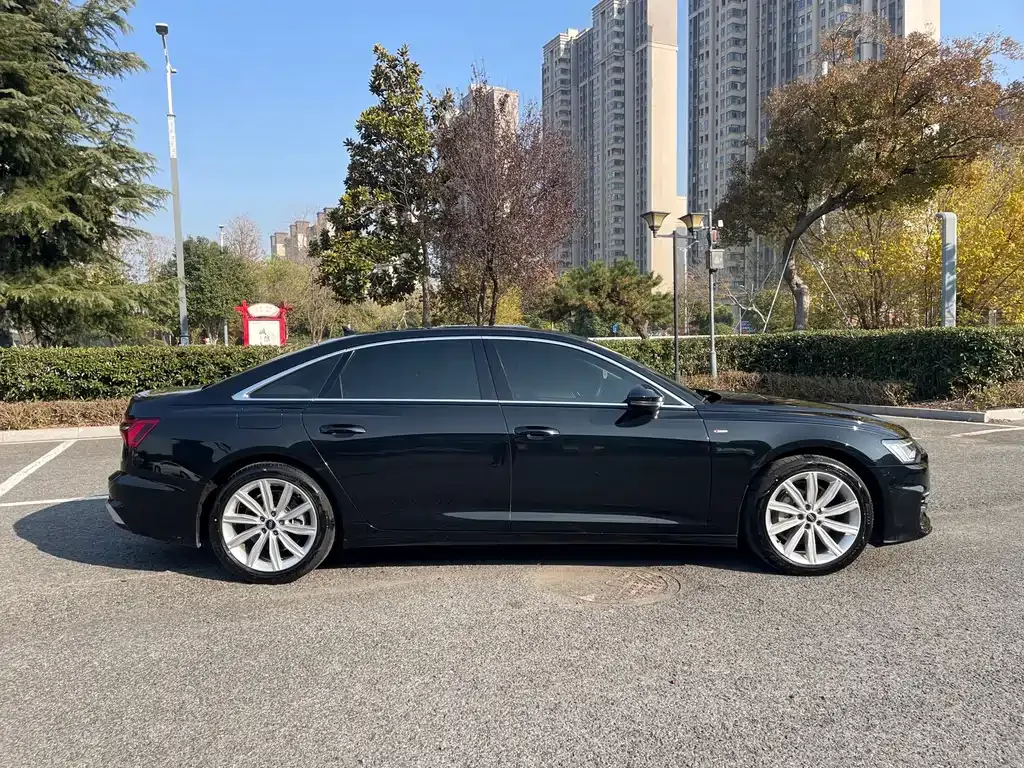 Audi A6L 2024 из CN, фото 8