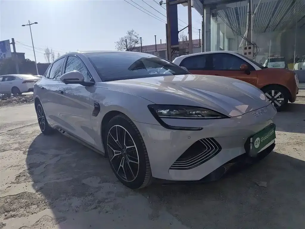 BYD Seal — фото 4