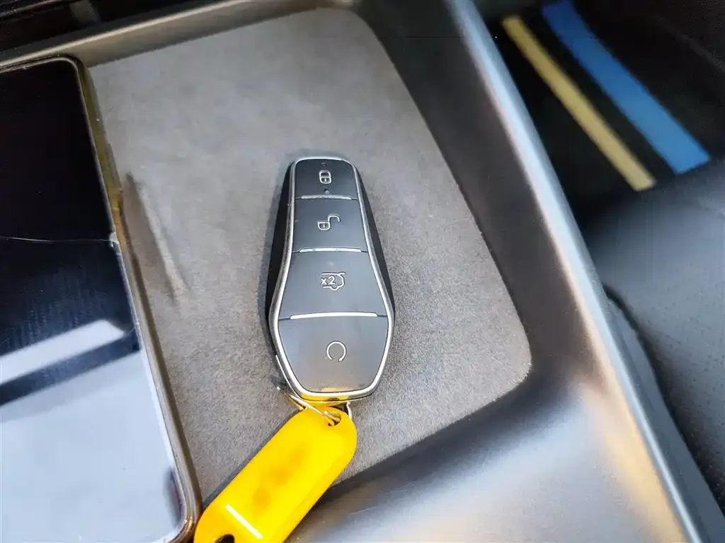 BYD Seal — фото 2