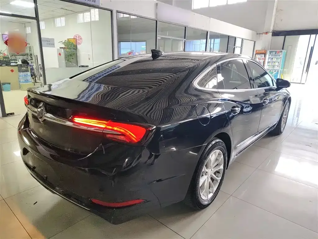 Buick LaCrosse 2021 из CN, фото 2