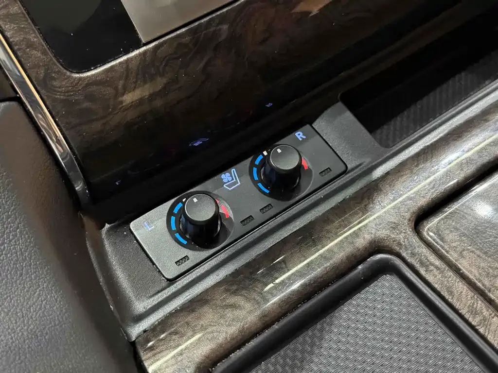 Toyota Vellfire 2022 из CN, фото 5